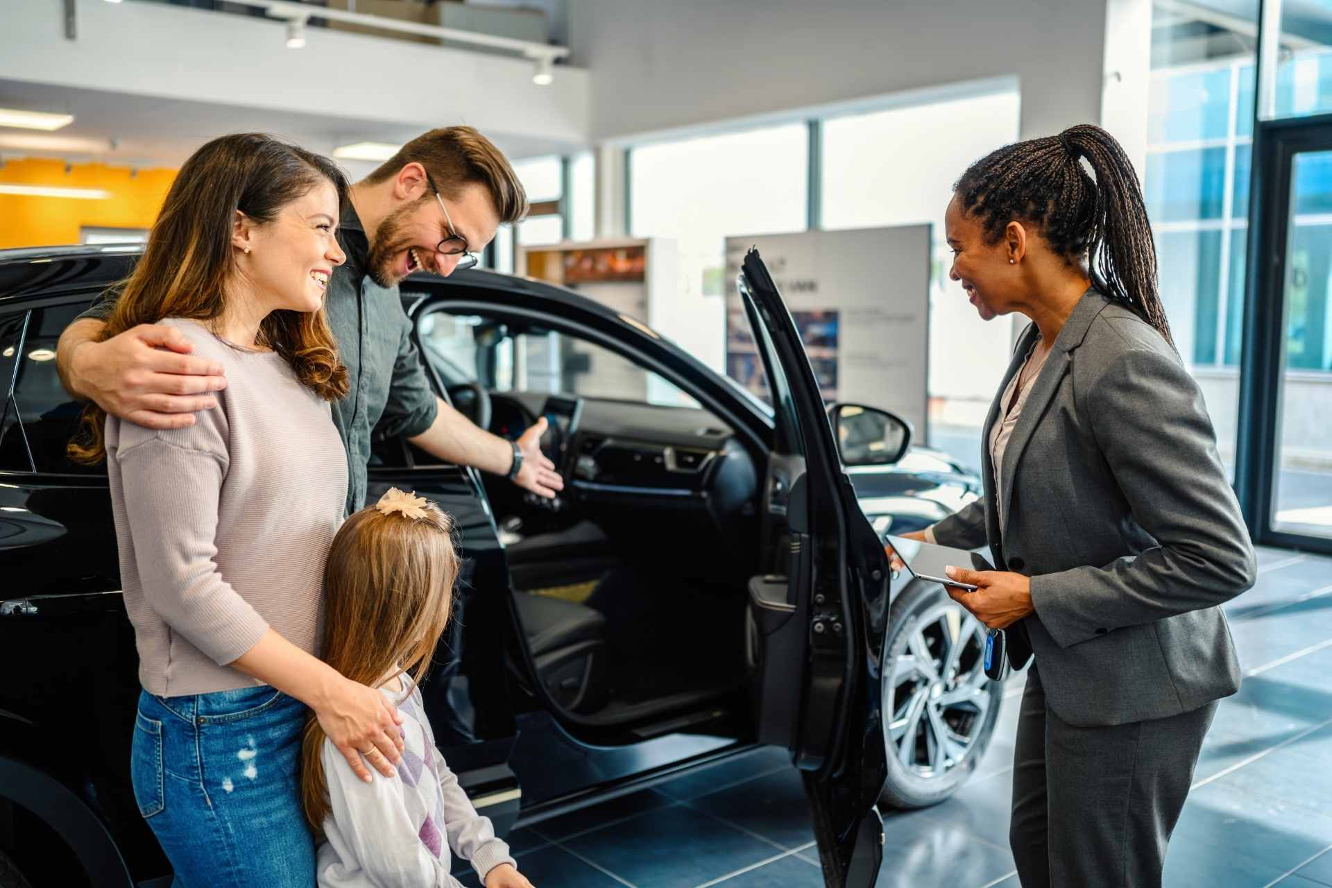 How to Collaborate With Influencers for Car Dealership Marketing